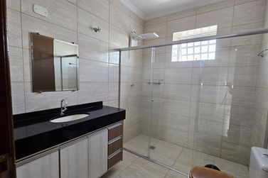 Apartamento para alugar - 85m&sup2; - Centro