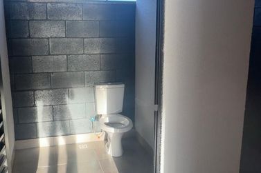 Sal&atilde;o Comercial para alugar - 350m&sup2; - Jardim O&aacute;sis