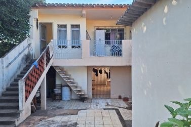 Sobrado &agrave; venda - 637m&sup2; - Centro