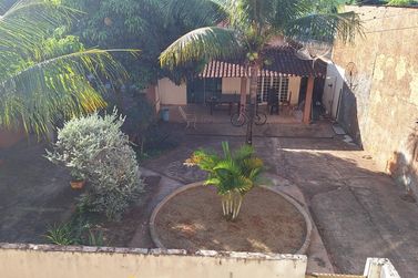 Sobrado &agrave; venda - 637m&sup2; - Centro