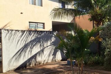 Sobrado &agrave; venda - 637m&sup2; - Centro
