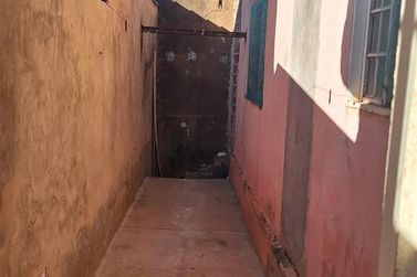 Sobrado &agrave; venda - 637m&sup2; - Centro