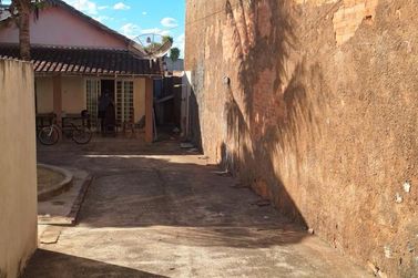 Sobrado &agrave; venda - 637m&sup2; - Centro