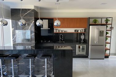 Sobrado &agrave; venda - 205m&sup2; - Jardim Ouro Branco