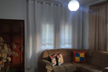 Casa &agrave; venda - 132m&sup2; - Jardim S&atilde;o Jorge