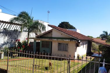 Terreno &agrave; venda - 580m&sup2; - Centro