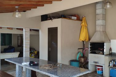 Casa &agrave; venda - 200m&sup2; - Sumar&eacute;