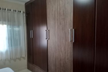 Casa &agrave; venda - 200m&sup2; - Jardim Oasis