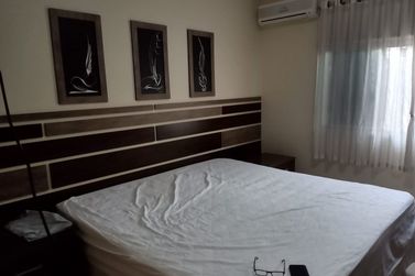 Casa &agrave; venda - 200m&sup2; - Jardim Oasis