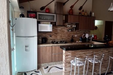 Casa &agrave; venda - 200m&sup2; - Jardim Oasis