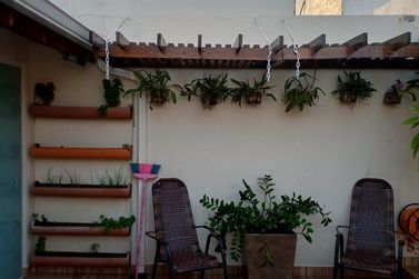 Casa &agrave; venda - 200m&sup2; - Jardim Oasis