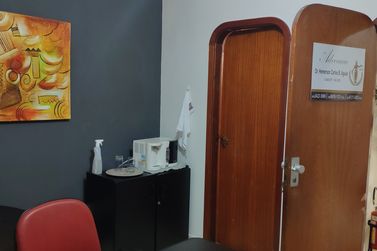 Sal&atilde;o Comercial &agrave; venda - 300m&sup2; - Centro