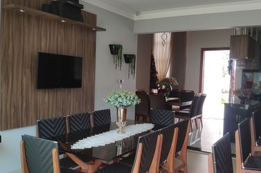 Casa &agrave; venda - 190m&sup2; - Jd Ouro Branco