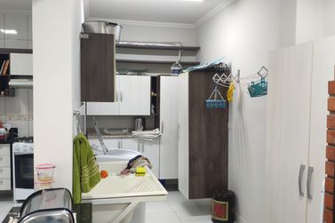 Sobrado &agrave; venda - 180m&sup2; - Jardim Ouro Branco