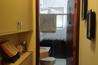 Sobrado &agrave; venda - 180m&sup2; - Jardim Ouro Branco