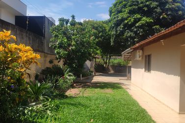 Casa &agrave; venda - 140m&sup2; - centro