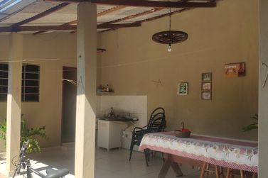 Casa &agrave; venda - 140m&sup2; - centro