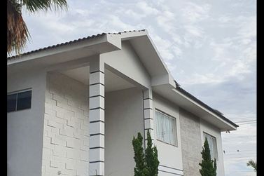 Casa &agrave; venda - 600m&sup2; - Centro