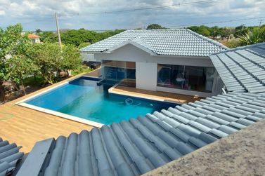 Casa &agrave; venda - 600m&sup2; - Centro