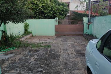 Casa &agrave; venda - 110m&sup2; - Centro 