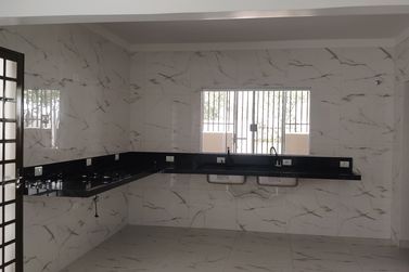 Casa &agrave; venda - 250m&sup2; - Centro 