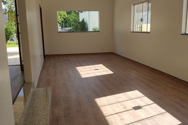 Casa &agrave; venda - 250m&sup2; - Centro 