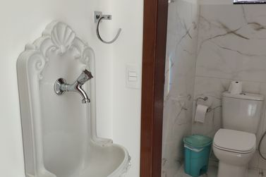 Casa &agrave; venda - 250m&sup2; - Centro 