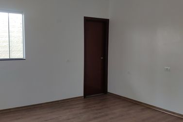 Casa &agrave; venda - 250m&sup2; - Centro 