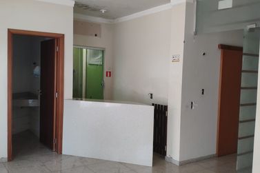 Ponto Comercial &agrave; venda - 292m&sup2; - centro