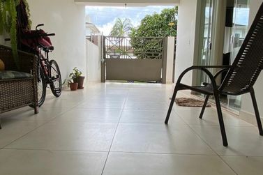 Sobrado &agrave; venda - 180m&sup2; - Jardim Ouro Branco