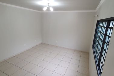 Sobrado &agrave; venda - 330m&sup2; - Jardim S&atilde;o Jo&atilde;o