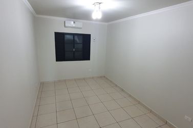Sobrado &agrave; venda - 330m&sup2; - Jardim S&atilde;o Jo&atilde;o