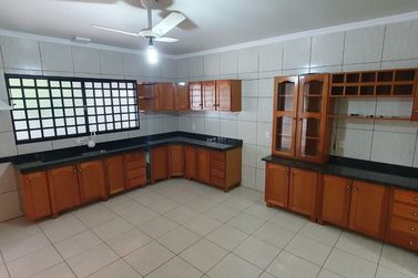 Sobrado &agrave; venda - 330m&sup2; - Jardim S&atilde;o Jo&atilde;o