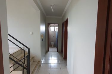 Sobrado &agrave; venda - 330m&sup2; - Jardim S&atilde;o Jo&atilde;o