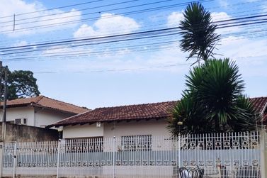 Casa &agrave; venda - 200m&sup2; - Jardim Alvorada do Sul 