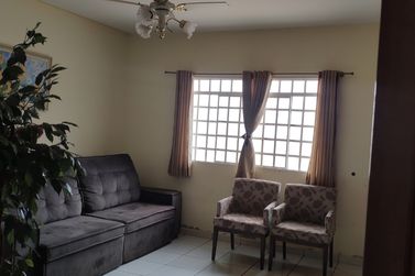 Casa &agrave; venda - 200m&sup2; - Jardim Alvorada do Sul 