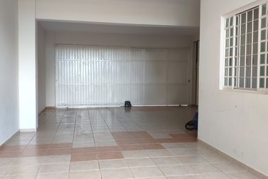 Casa &agrave; venda - 430m&sup2; - Jardim Ouro Branco