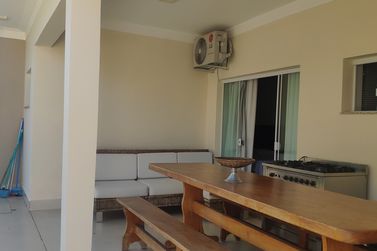 Casa &agrave; venda - 136m&sup2; - Jardim NAKAMURA 