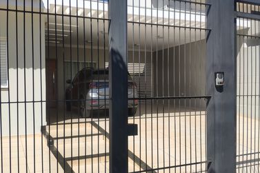 Casa &agrave; venda - 240m&sup2; - Centro 