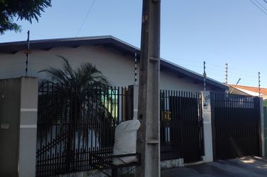 Casa &agrave; venda - 150m&sup2; - Jardim Panorama