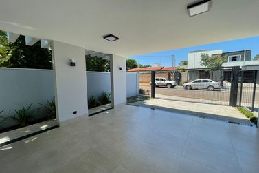Casa &agrave; venda - 172m&sup2; - Pr&oacute;xima ao Beach T&ecirc;nis 