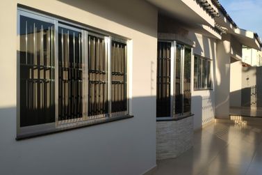 Casa &agrave; venda - 200m&sup2; - Centro