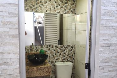 Casa &agrave; venda - 200m&sup2; - Centro