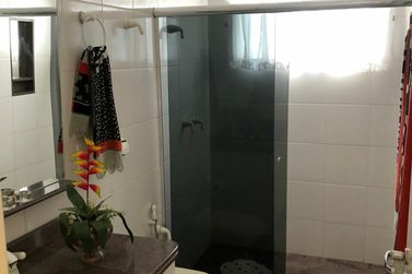 Casa &agrave; venda - 370m&sup2; - Jardim Santos Dumont 