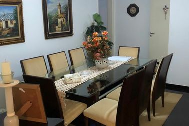 Casa &agrave; venda - 370m&sup2; - Jardim Santos Dumont 