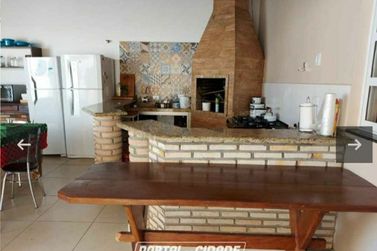 Casa &agrave; venda - 398m&sup2; - pr&oacute;xima a AABB