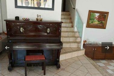 Casa &agrave; venda - 398m&sup2; - pr&oacute;xima a AABB