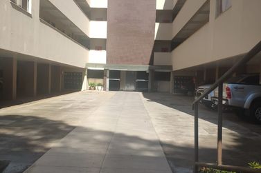 Apartamento &agrave; venda - 96m&sup2; - Centro