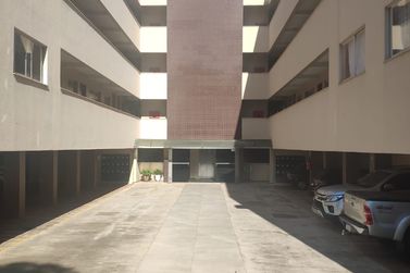 Apartamento &agrave; venda - 96m&sup2; - Centro