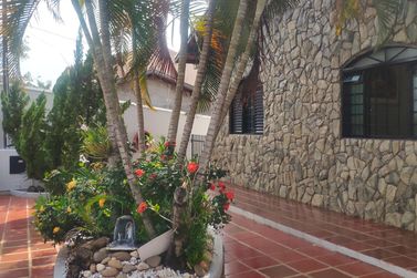 Casa &agrave; venda - 230m&sup2; - JARDIM PROGRESSO